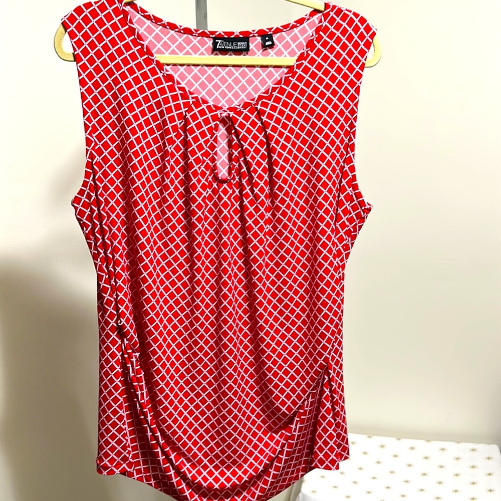 7th Avenue New York & Company XL Sleeveless Top. Excellent Condition!